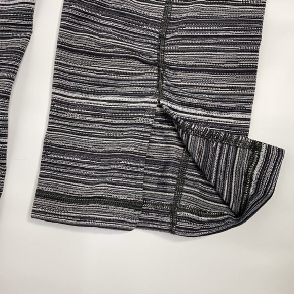 Lululemon Gather & Crow Crop II Capri 6 - Picture 7 of 10